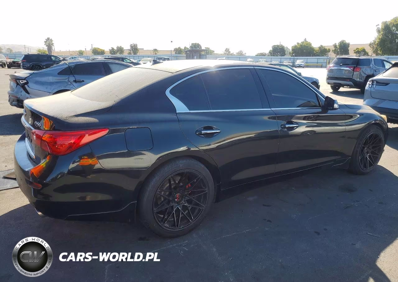 2015 Infiniti Q50 Premium VIN:JN1BV7AP8FM346669 - 3