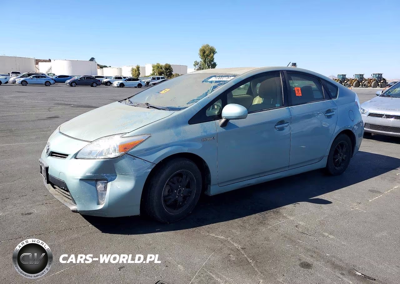 2013 Toyota Prius Two VIN:JTDKN3DU8D1624511 - 1