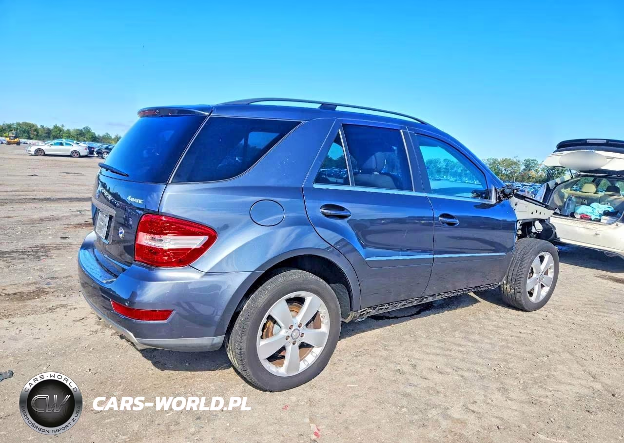2010 Mercedes-Benz Ml 350 4Matic VIN:4JGBB8GB7AA613135 - 3