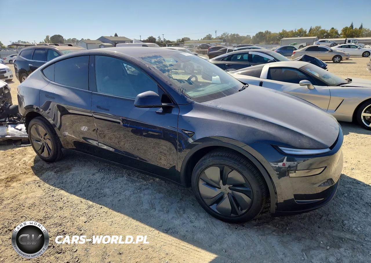 2026 Tesla Model Y VIN:7SAYGDED2TF582516 - 4