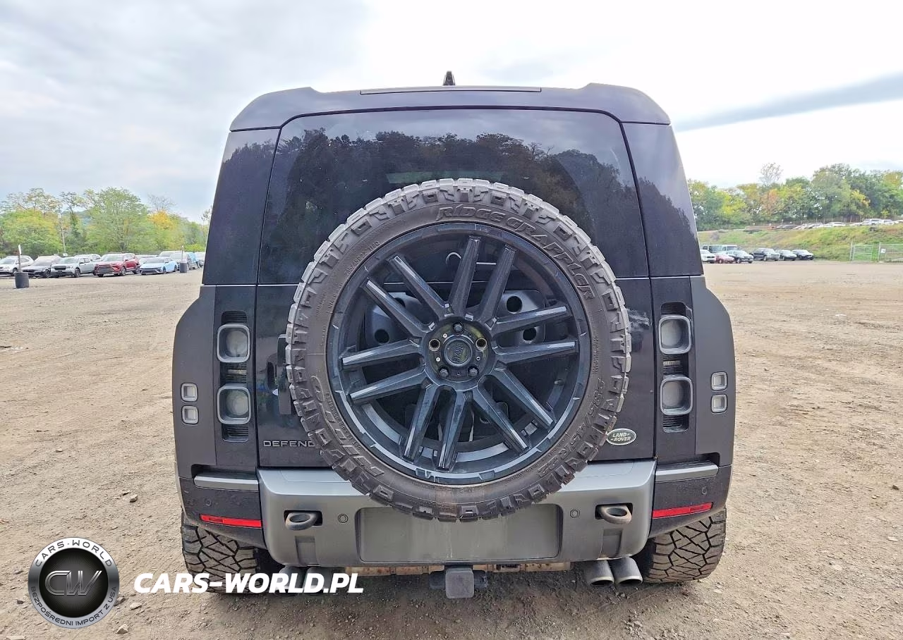 2023 Land Rover Defender 110 VIN:SALEWEEE0P2189861 - 6