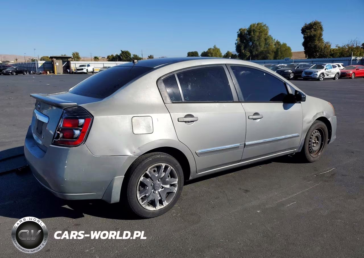 2012 Nissan Sentra 2.0 VIN:3N1AB6AP1CL778945 - 3