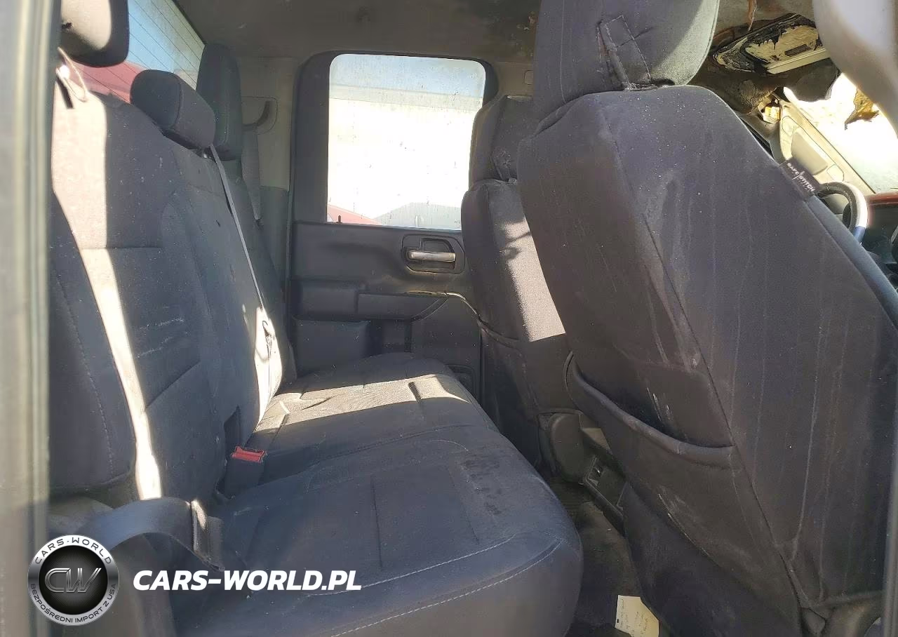 2020 Chevrolet Silverado C2500 Heavy Duty VIN:1GC5WLEY6LF328674 - 10
