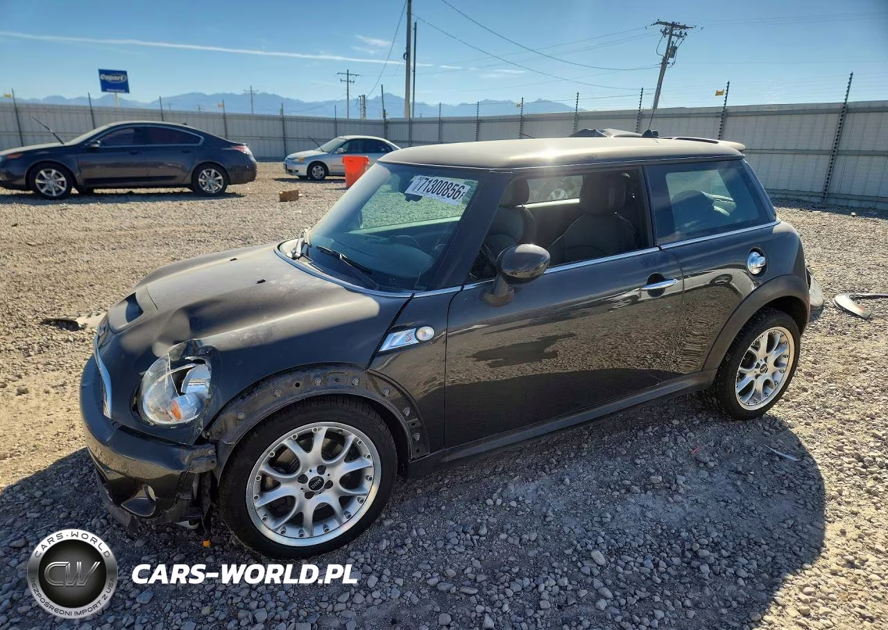 2011 Mini Cooper S VIN:WMWSV3C50BTY11377 - 1