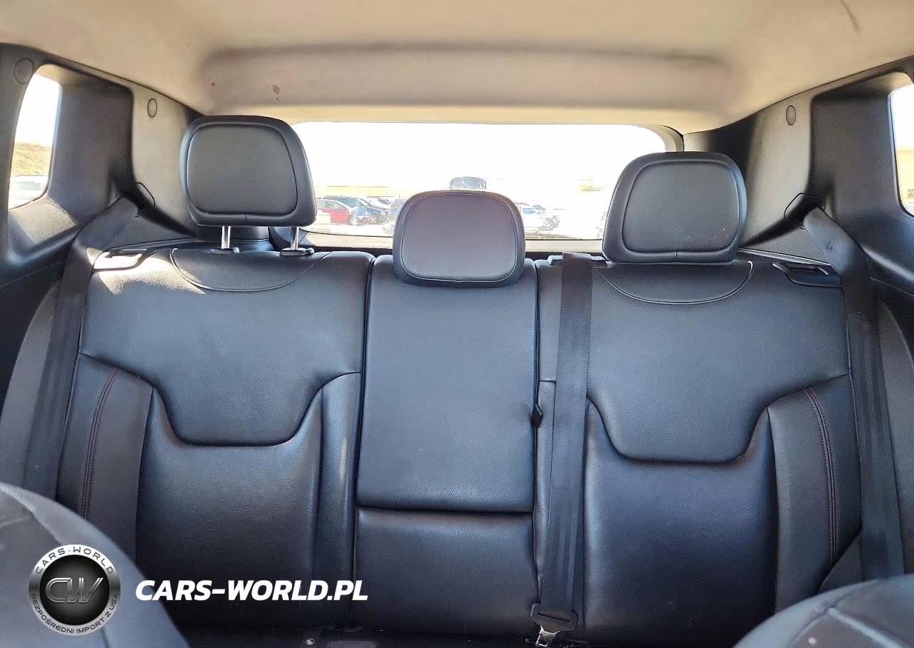 2018 Jeep Renegade Trailhawk VIN:ZACCJBCB2JPJ09216 - 10