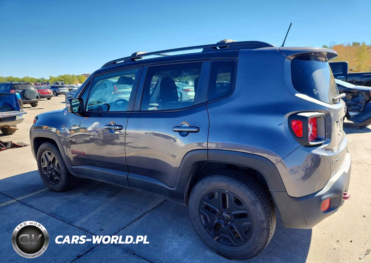 2018 Jeep Renegade Trailhawk VIN:ZACCJBCB2JPJ09216 - 2
