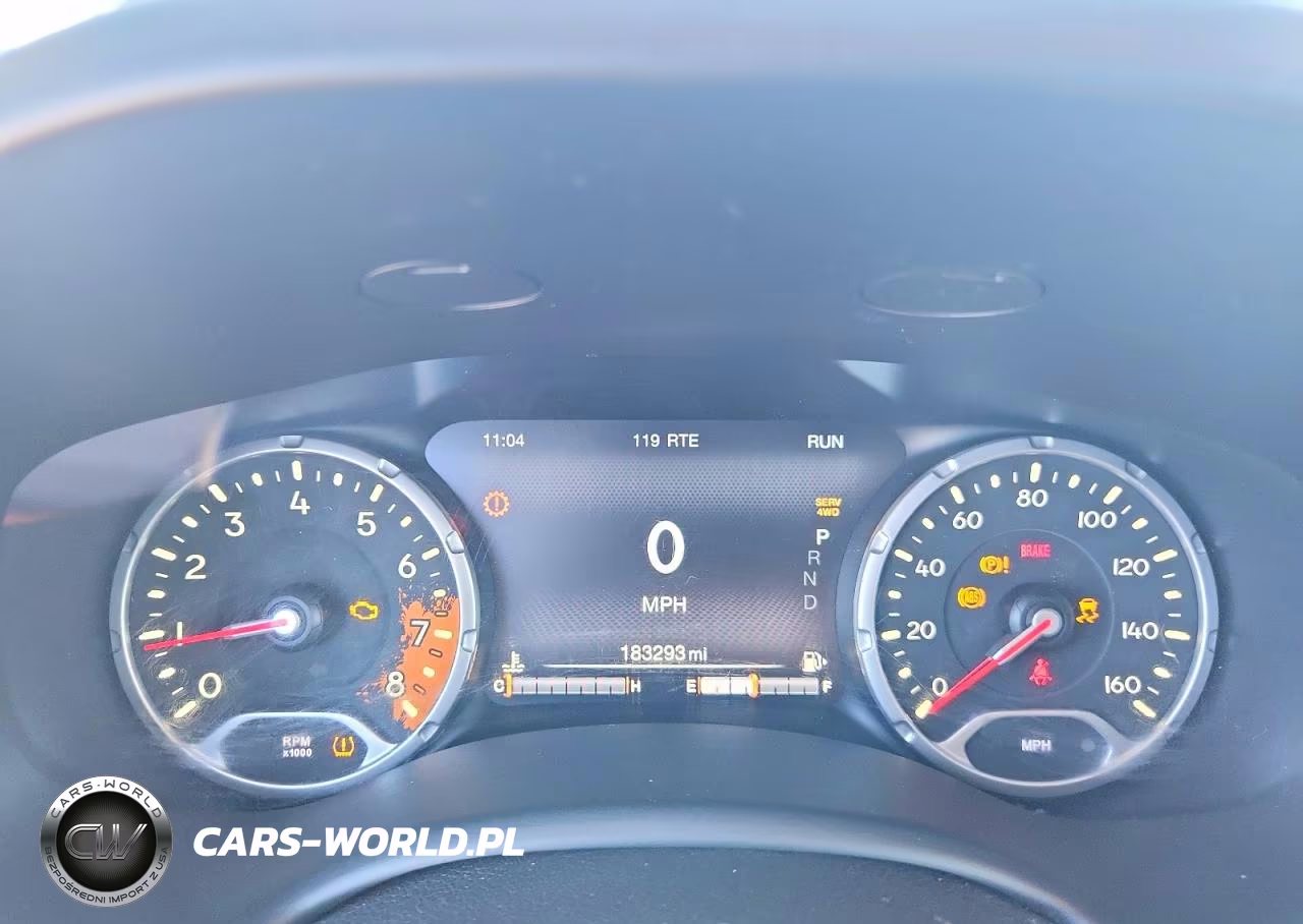 2018 Jeep Renegade Trailhawk VIN:ZACCJBCB2JPJ09216 - 9