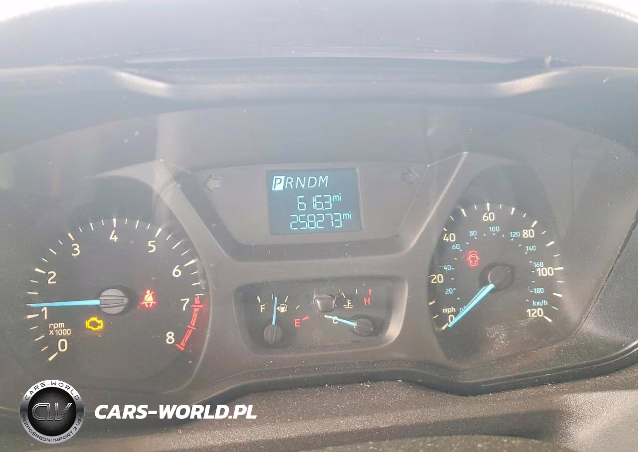 2019 Ford Transit T-250 VIN:1FTYR2YM2KKA52927 - 9