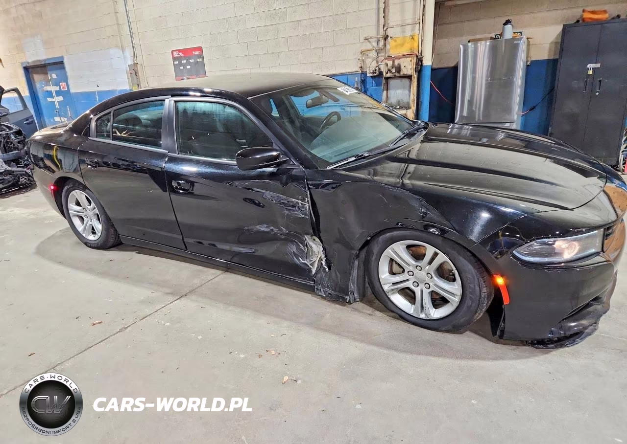 2022 Dodge Charger Sxt VIN:2C3CDXBG0NH251757 - 4