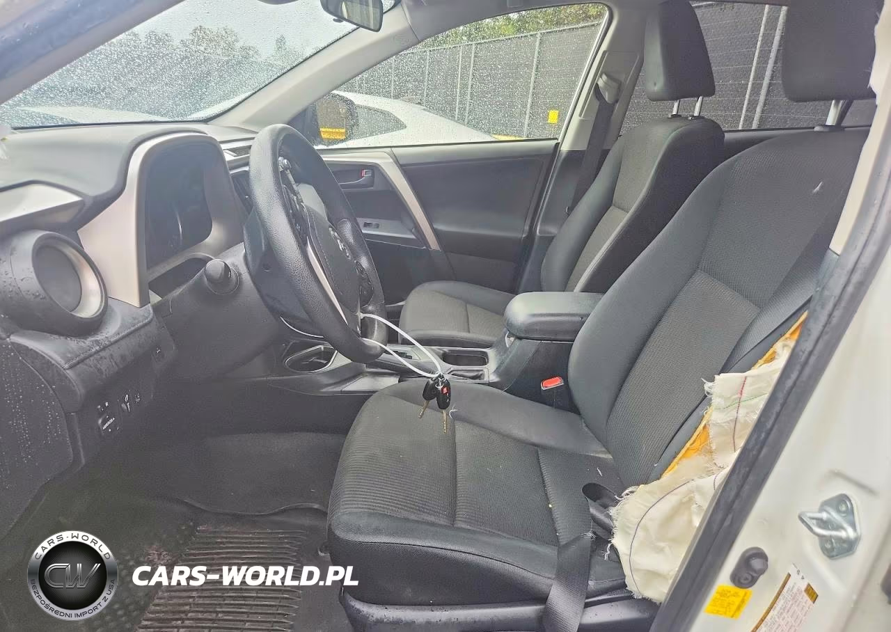 2018 Toyota Rav4 Le VIN:JTMBFREV4JJ249512 - 7