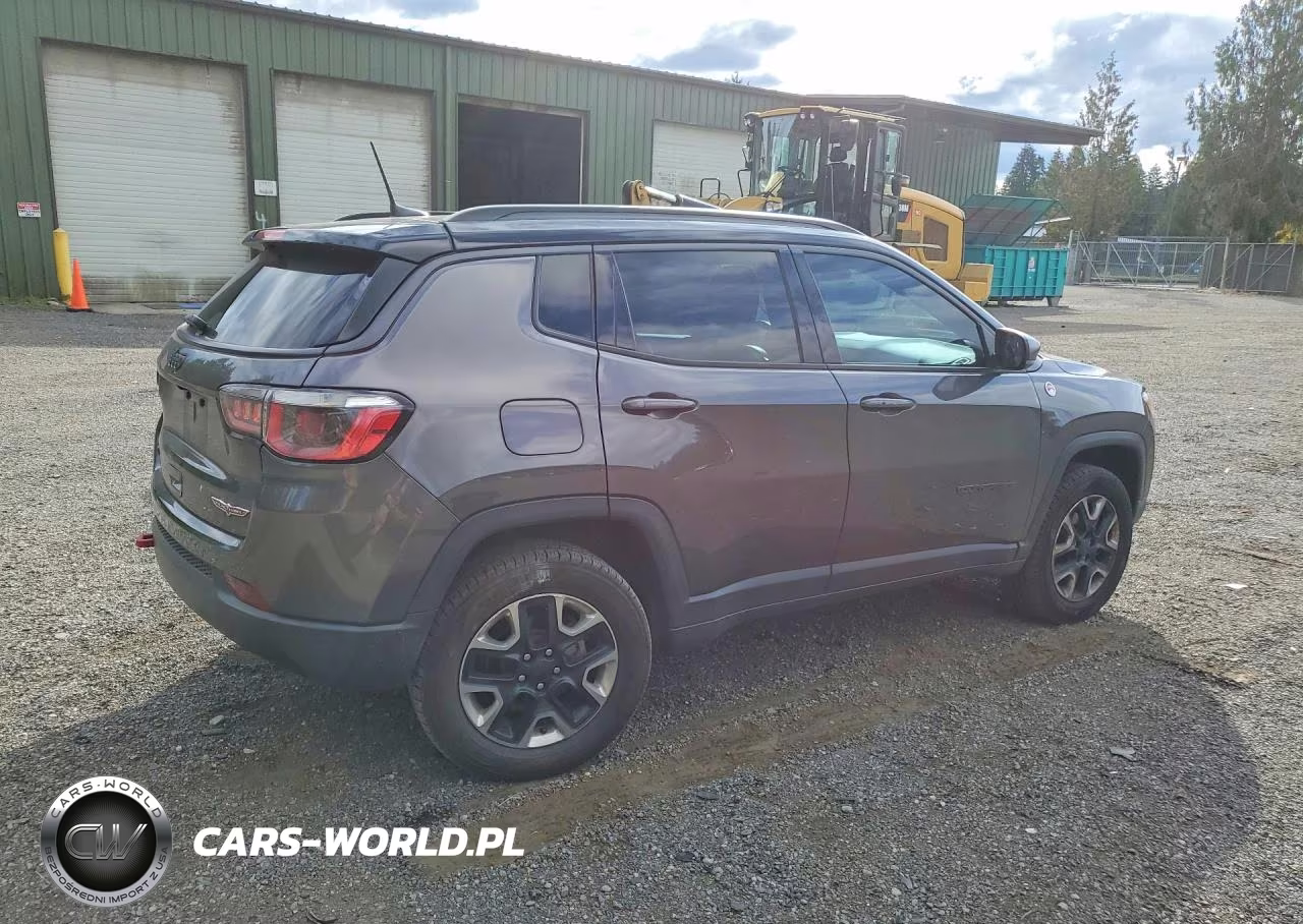 2017 Jeep Compass Trailhawk VIN:3C4NJDDB2HT659590 - 3
