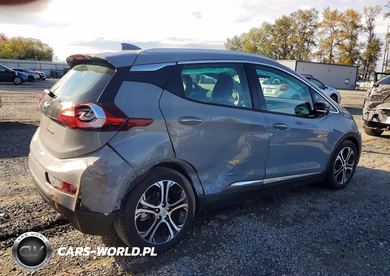2020 Chevrolet Bolt Ev Premier VIN:1G1FZ6S05L4142303 - 3