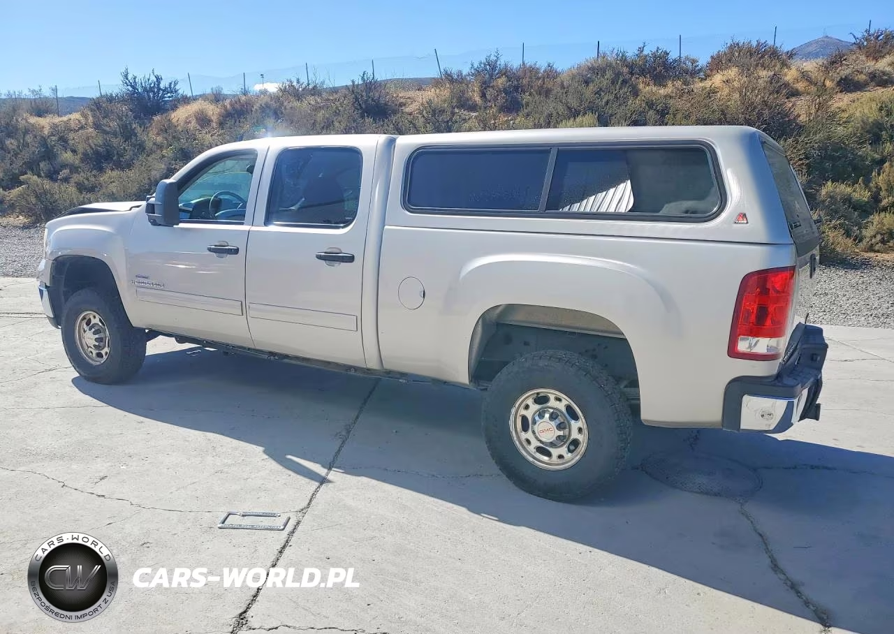 2007 GMC Sierra K2500 Heavy Duty VIN:1GTHK23617F561677 - 2