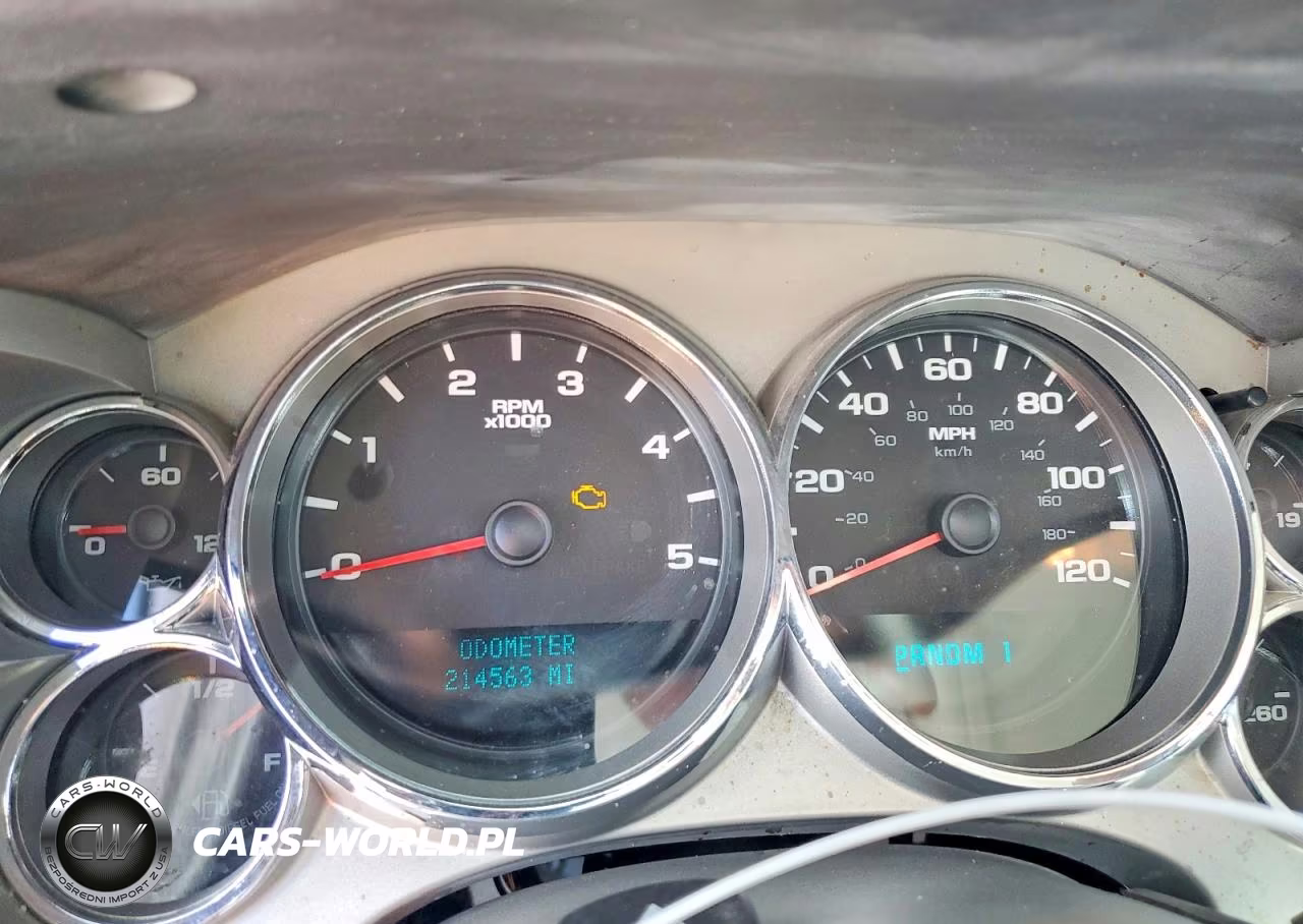 2007 GMC Sierra K2500 Heavy Duty VIN:1GTHK23617F561677 - 9