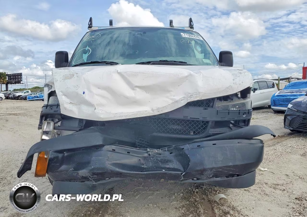 2021 Chevrolet Express G2500 VIN:1GCWGAFP0M1236325 - 5