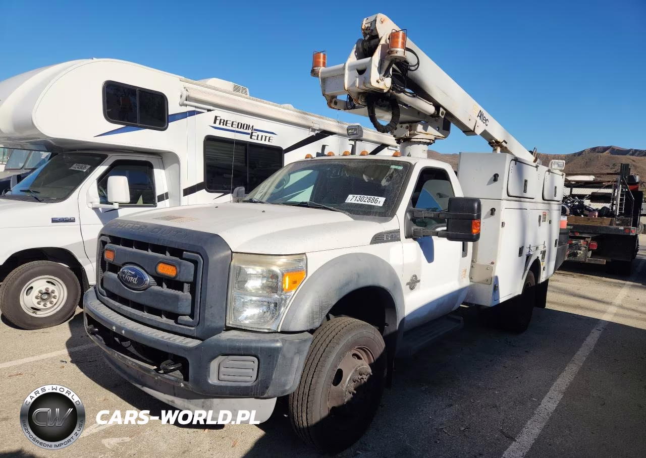 2013 Ford F450 Super Duty Bucket Truck