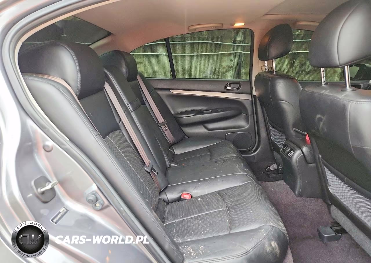 2015 Infiniti Q40 Base VIN:JN1CV6AR8FM520272 - 10