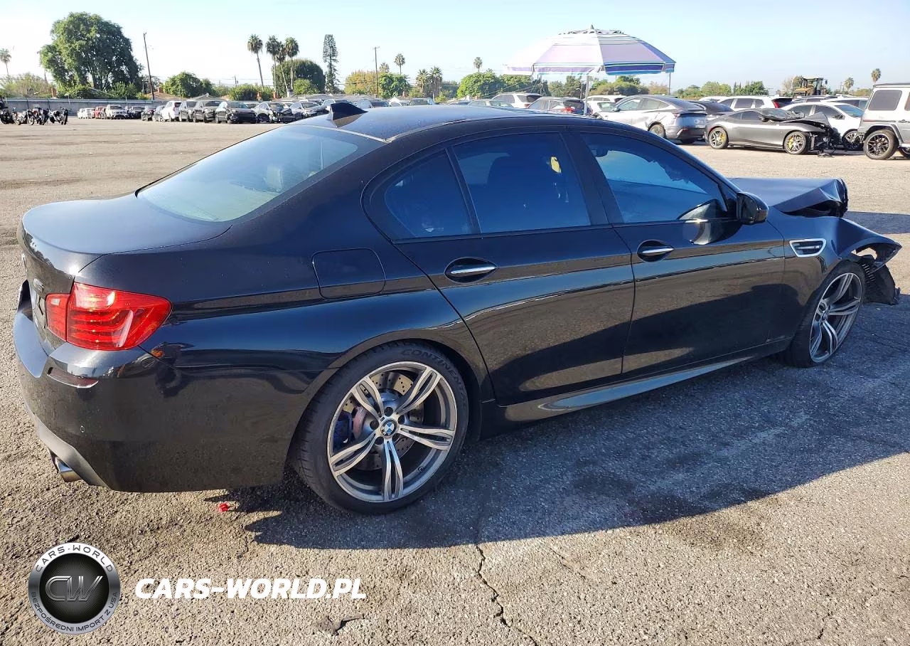 2014 BMW M5 VIN:WBSFV9C54ED593006 - 3