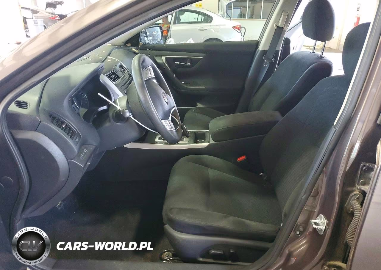 2015 Nissan Altima 2.5 S VIN:1N4AL3AP9FN369577 - 7
