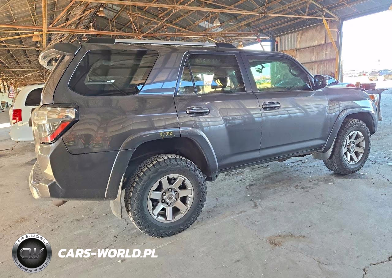 2016 Toyota 4Runner Trail VIN:JTEBU5JR1G5384421 - 3