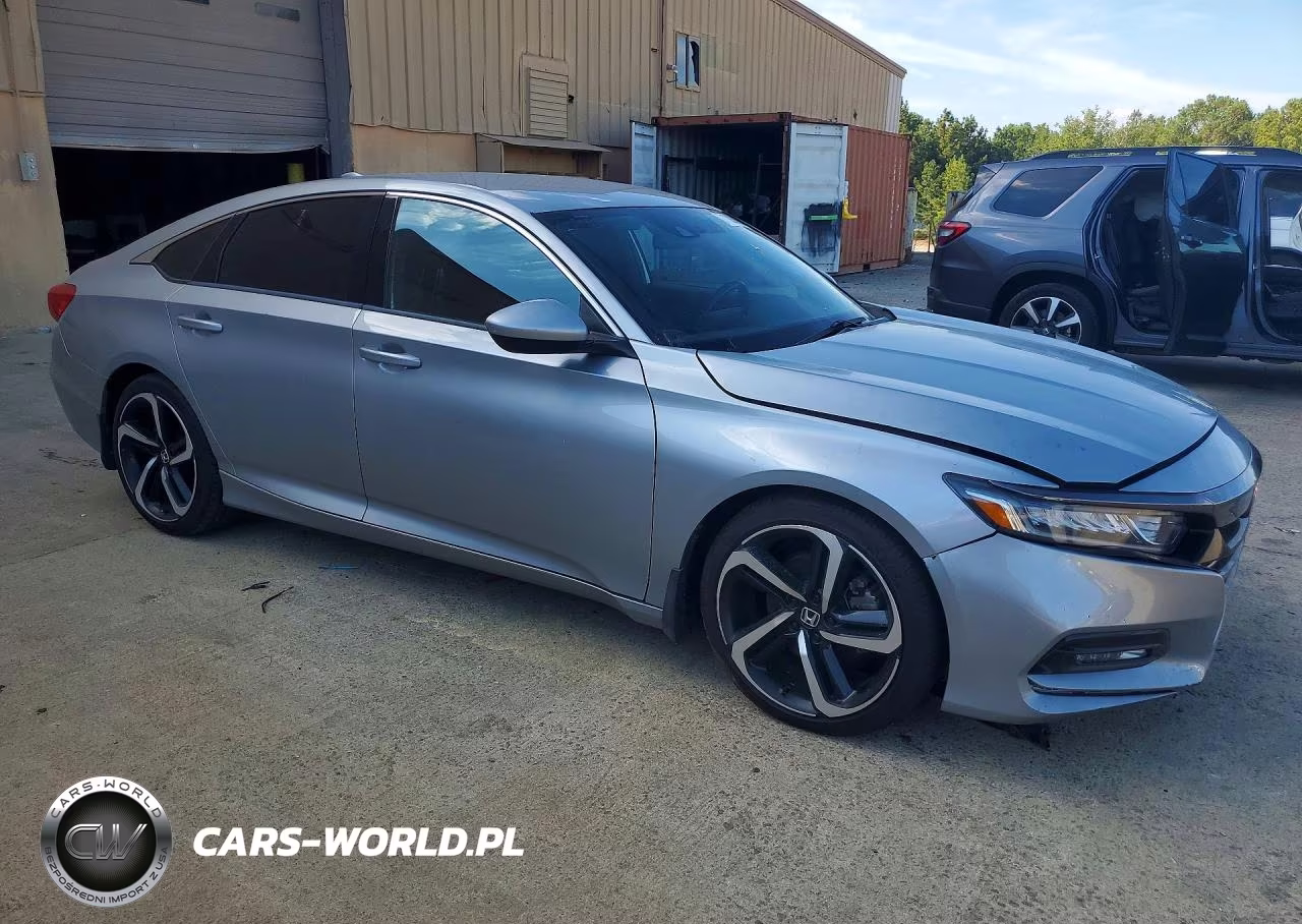 2018 Honda Accord Sport VIN:1HGCV1F37JA216110 - 4