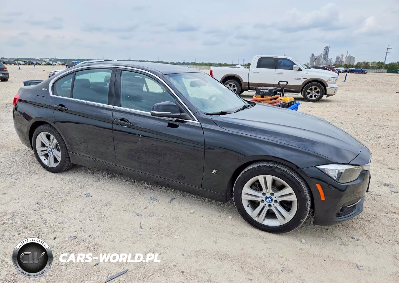 2017 BMW 330E VIN:WBA8E1C36HA158698 - 4