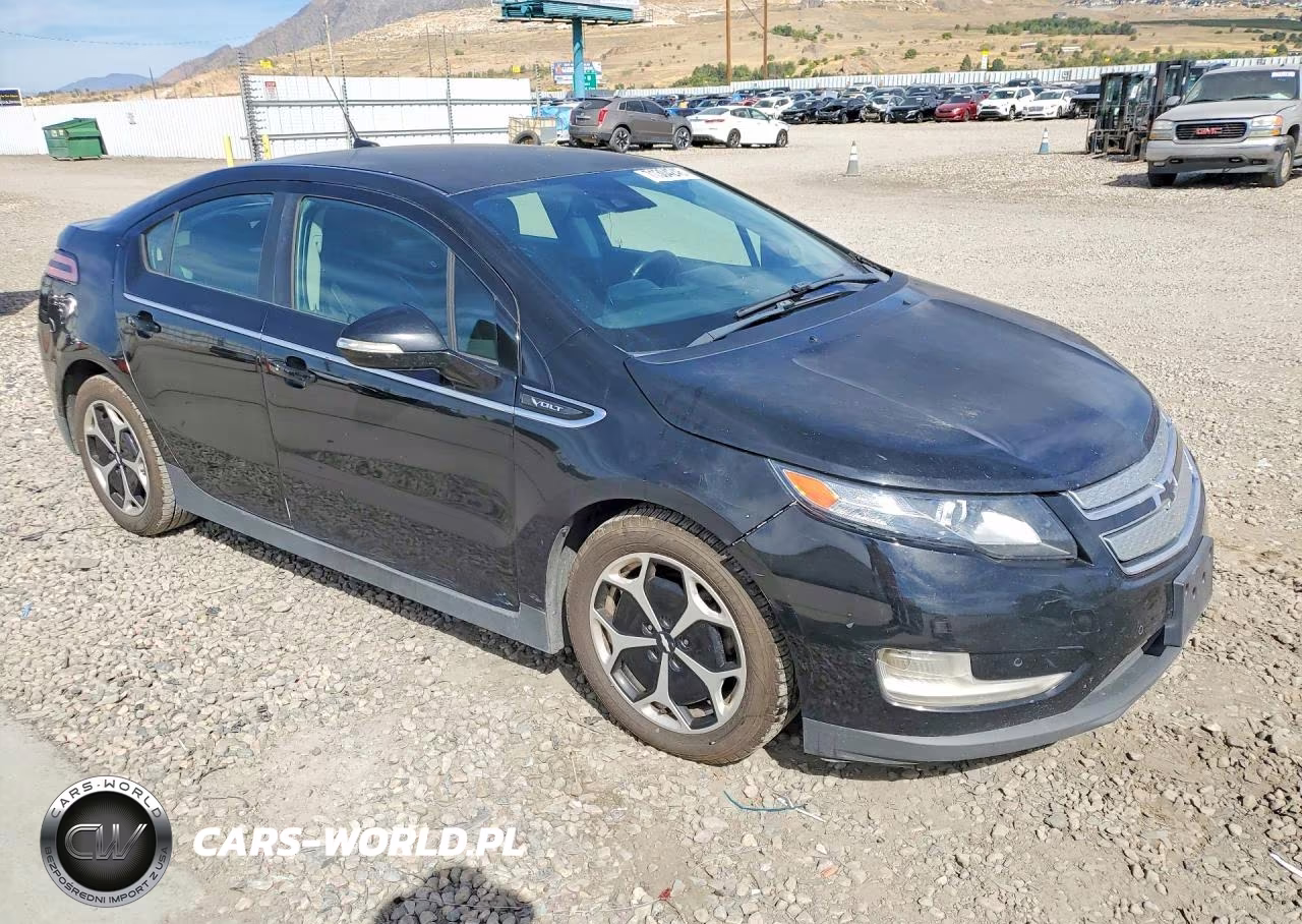 2013 Chevrolet Volt VIN:1G1RH6E42DU104821 - 4