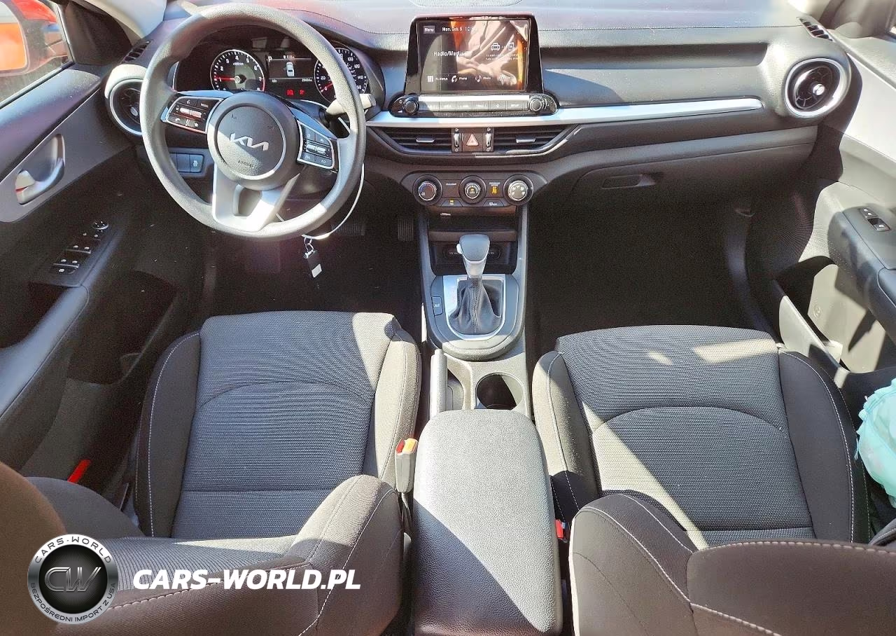 2022 Kia Forte Lxs VIN:3KPF24AD7NE496913 - 8