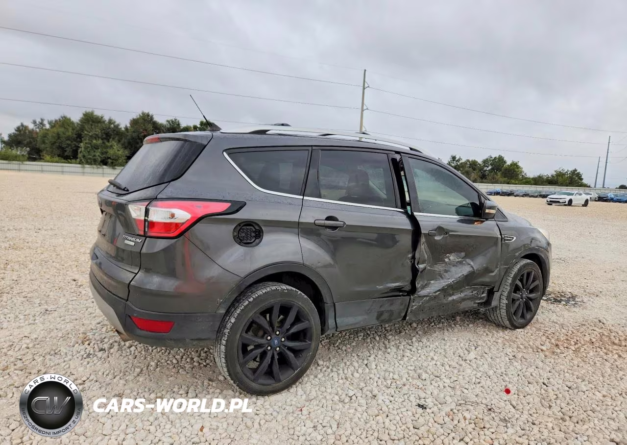 2018 Ford Escape Titanium VIN:1FMCU0J90JUD50202 - 3