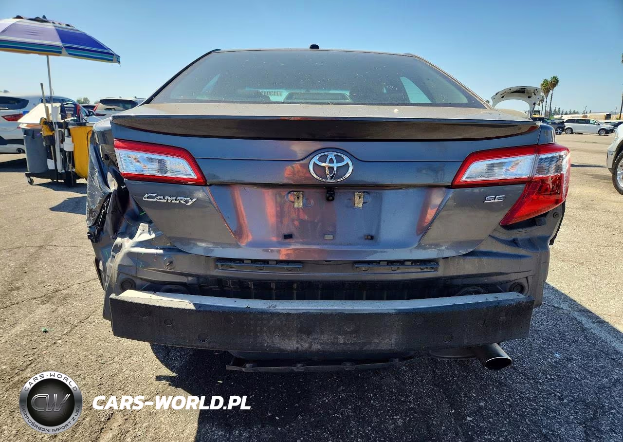 2014 Toyota Camry Se VIN:4T1BF1FK3EU734648 - 6