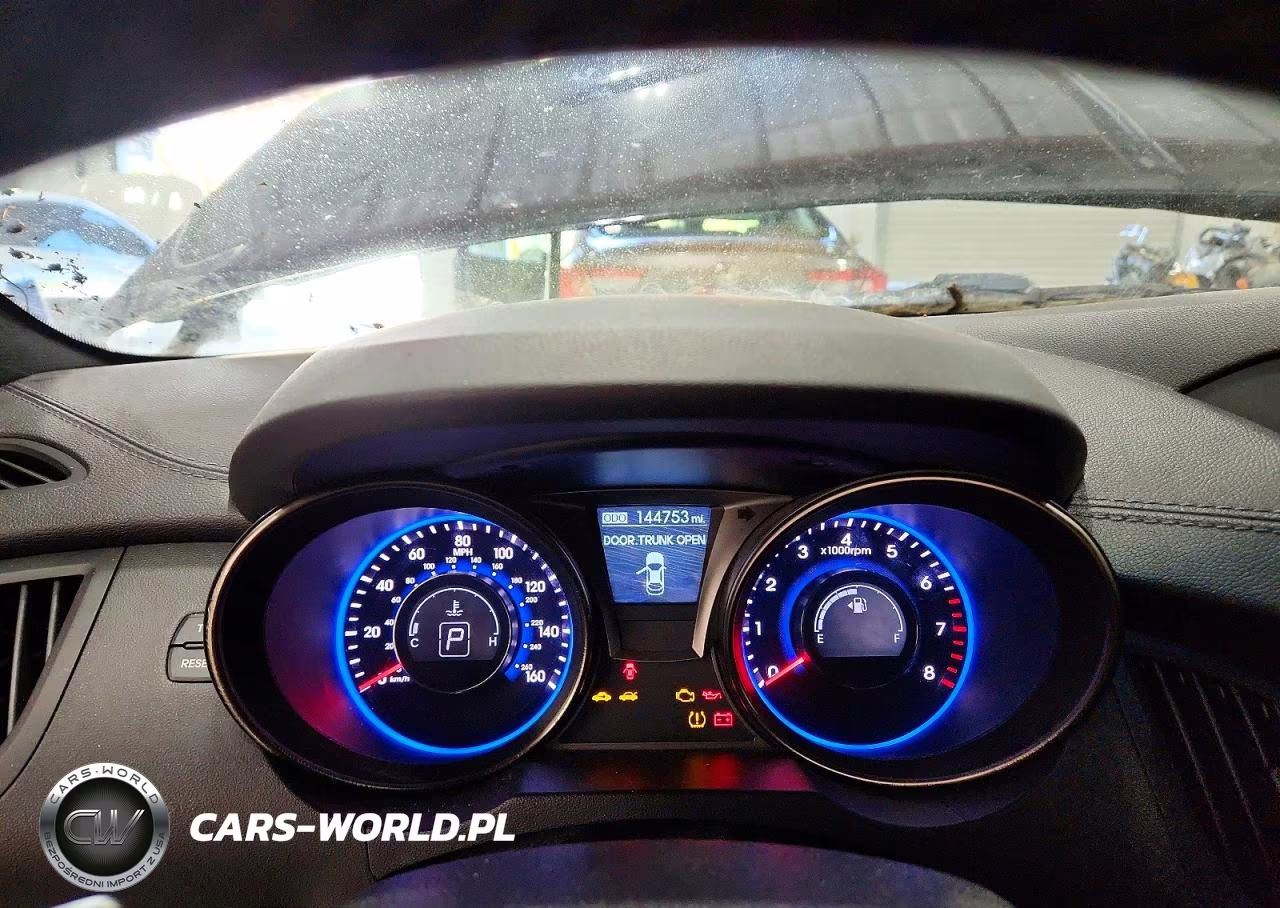 2014 Hyundai Genesis Coupe 2.0T VIN:KMHHT6KD3EU113966 - 9