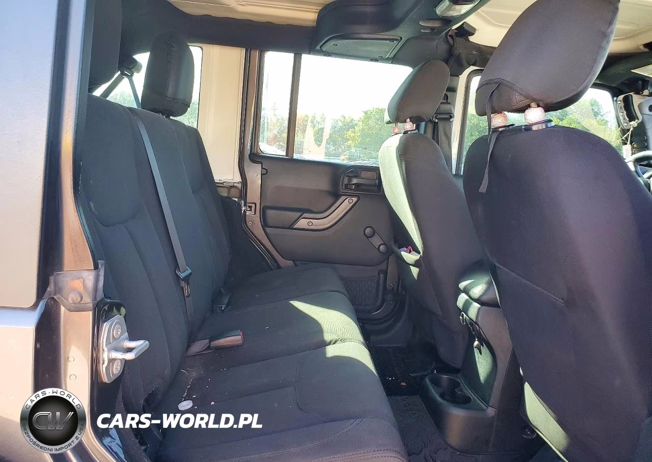 2018 Jeep Wrangler Unlimited Sport VIN:1C4BJWDG1JL831359 - 10