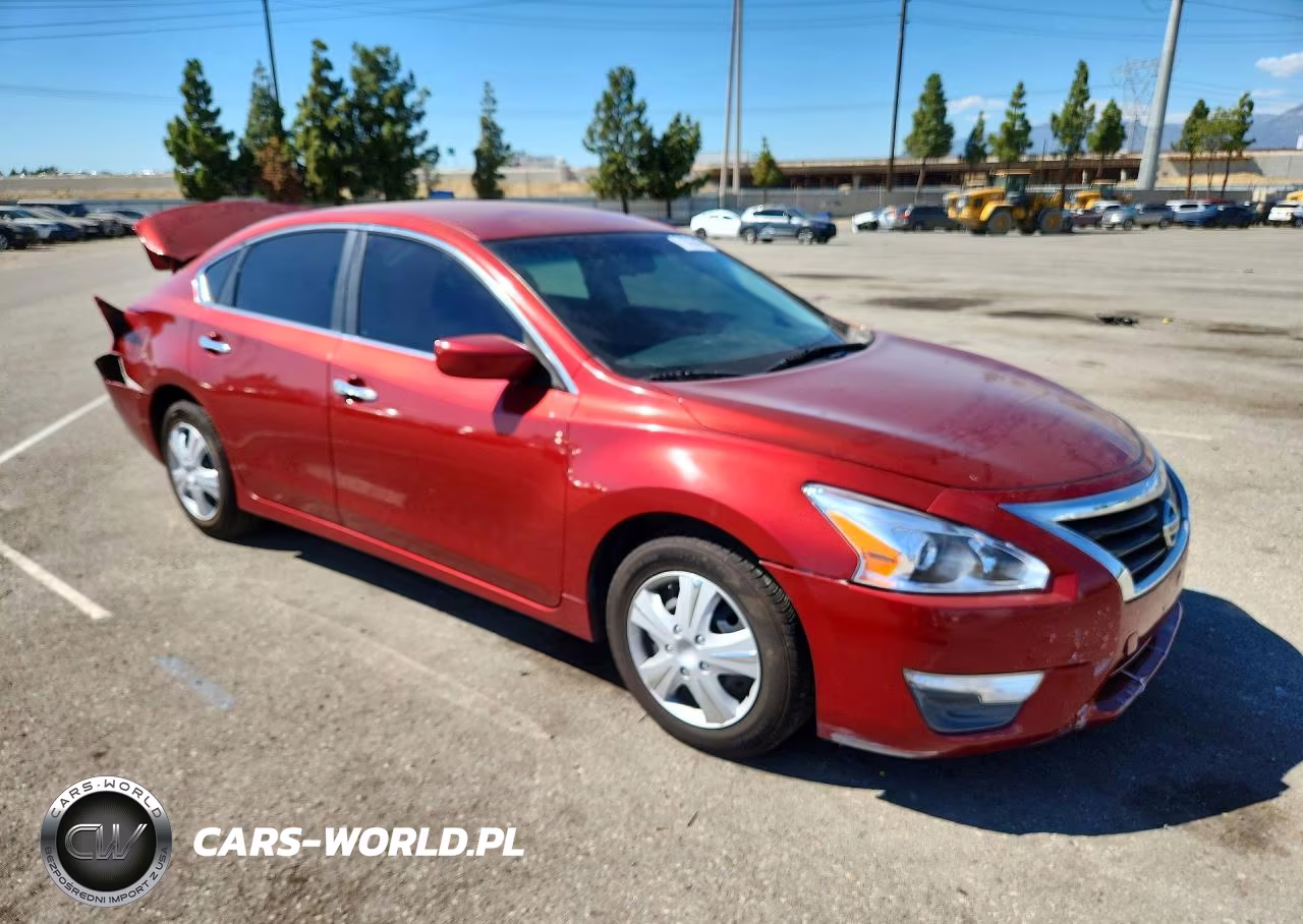 2013 Nissan Altima 2.5 VIN:1N4AL3AP1DN526161 - 4