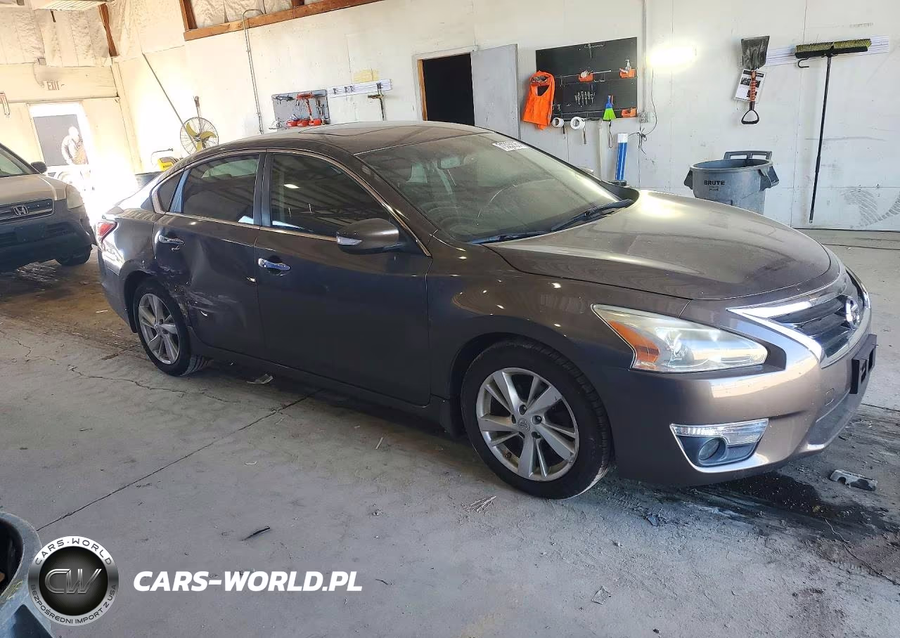 2015 Nissan Altima 2.5 VIN:1N4AL3AP2FC284558 - 4