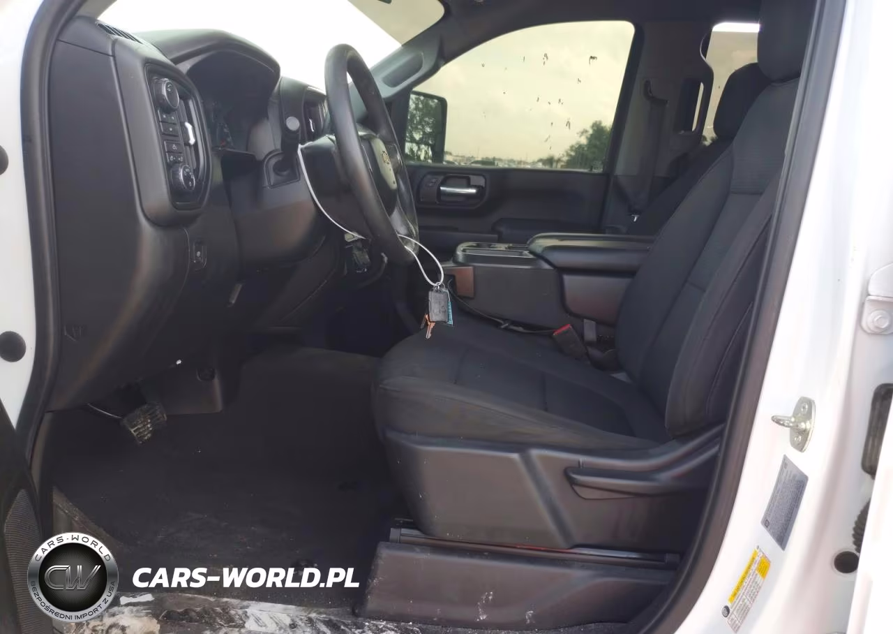 2021 Chevrolet Silverado K2500 Custom VIN:1GC4YME7XMF243907 - 7