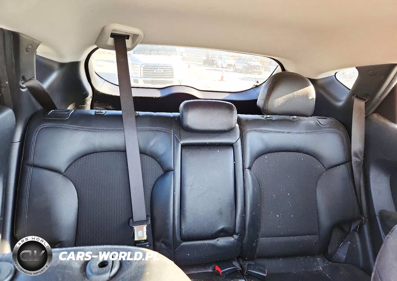 2011 Hyundai Tucson Gls VIN:KM8JU3ACXBU276177 - 10