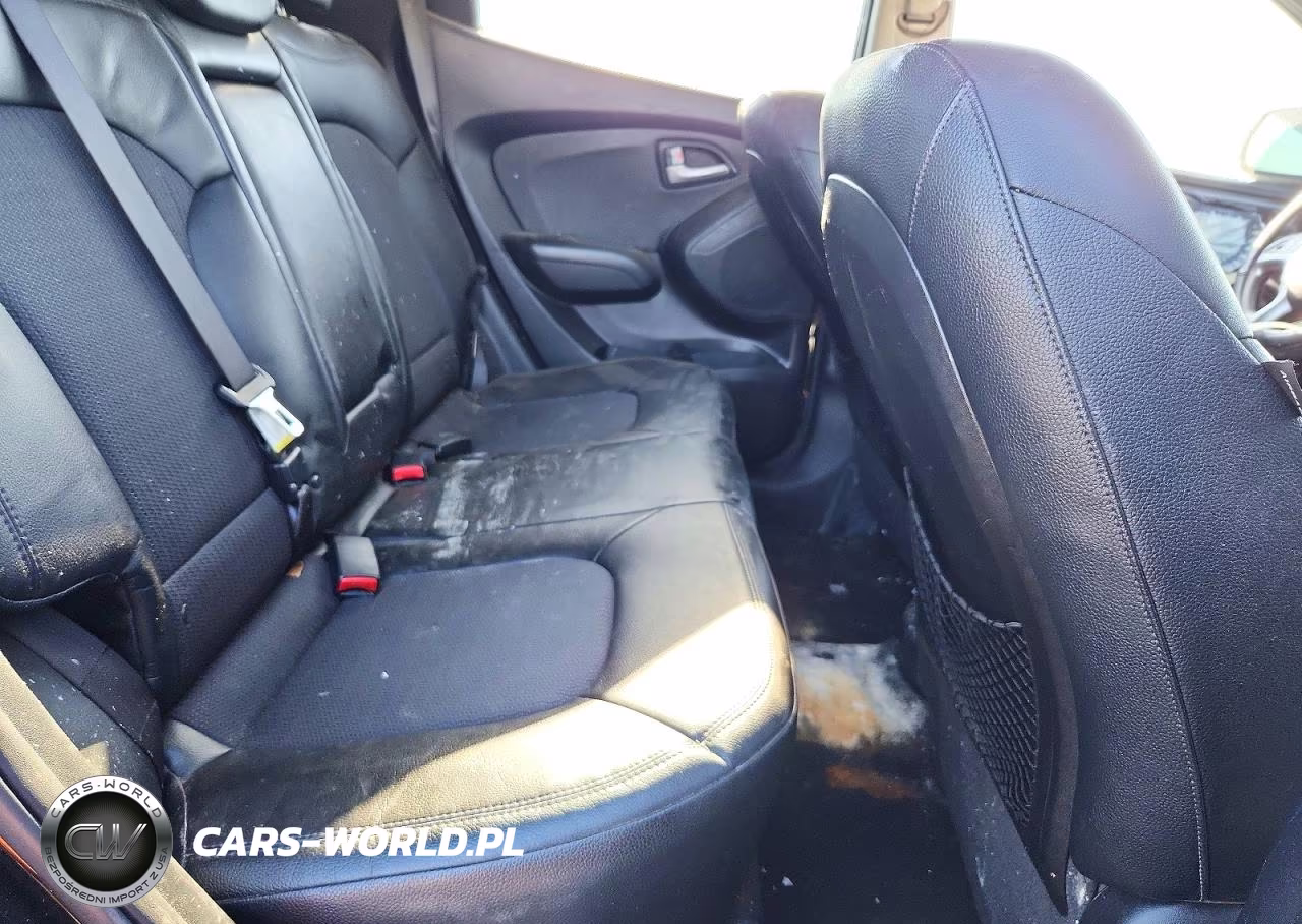 2011 Hyundai Tucson Gls VIN:KM8JU3ACXBU276177 - 11
