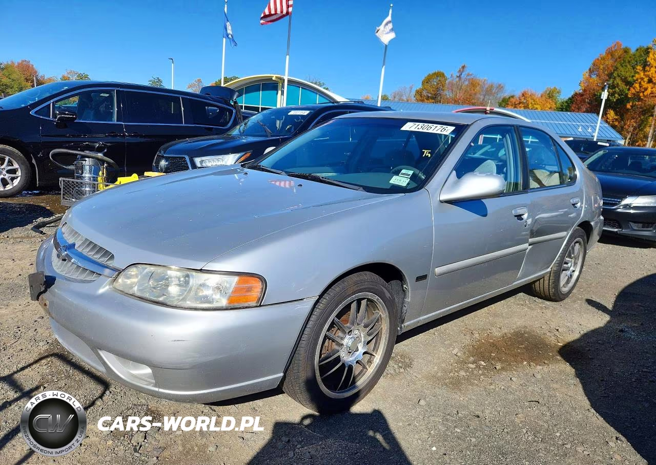 2001 Nissan Altima Xe – zdjęcie 1 z 12