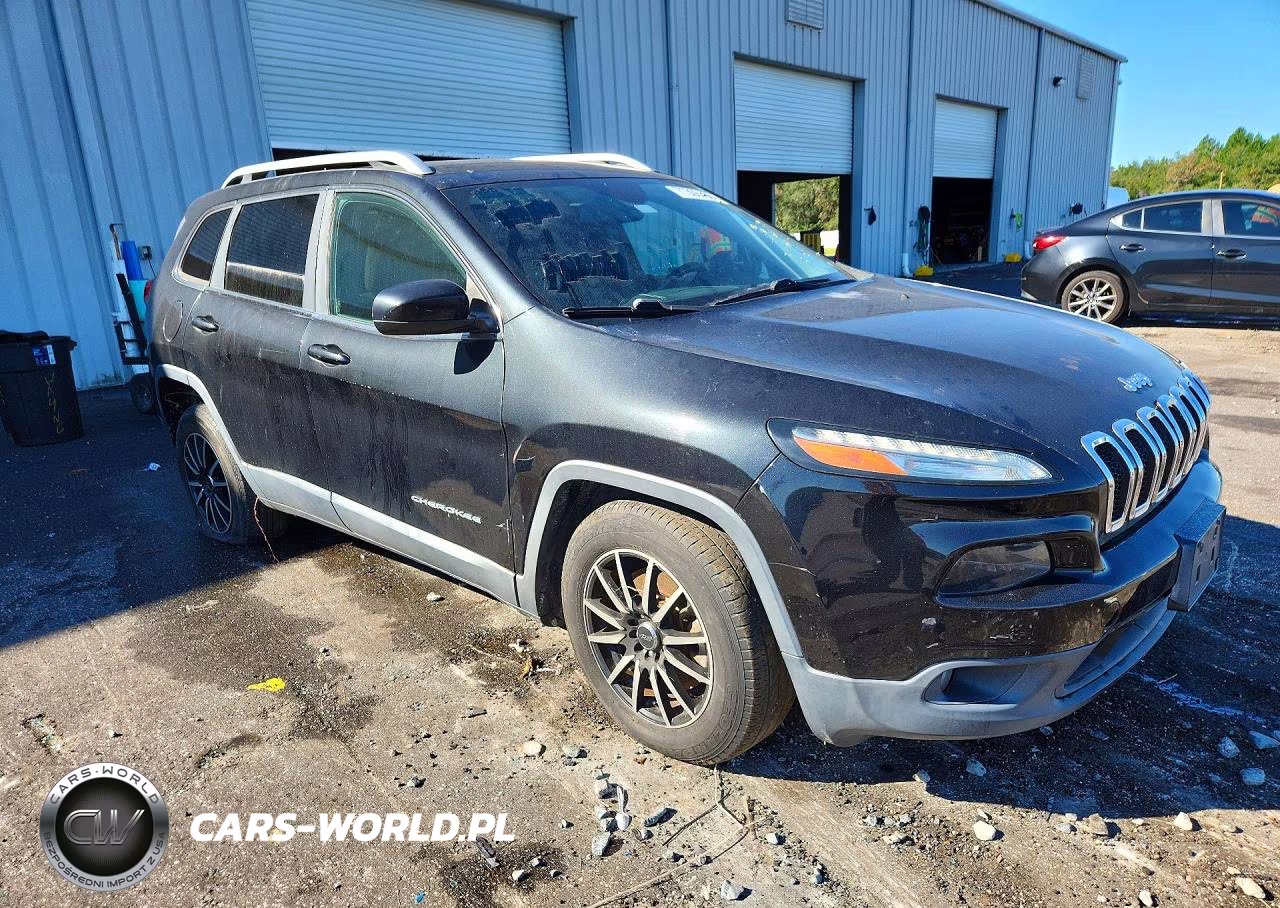 2015 Jeep Cherokee Latitude VIN:1C4PJLCB3FW507846 - 4