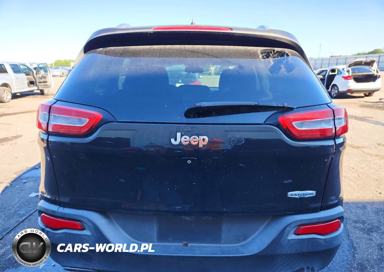 2015 Jeep Cherokee Latitude VIN:1C4PJLCB3FW507846 - 6