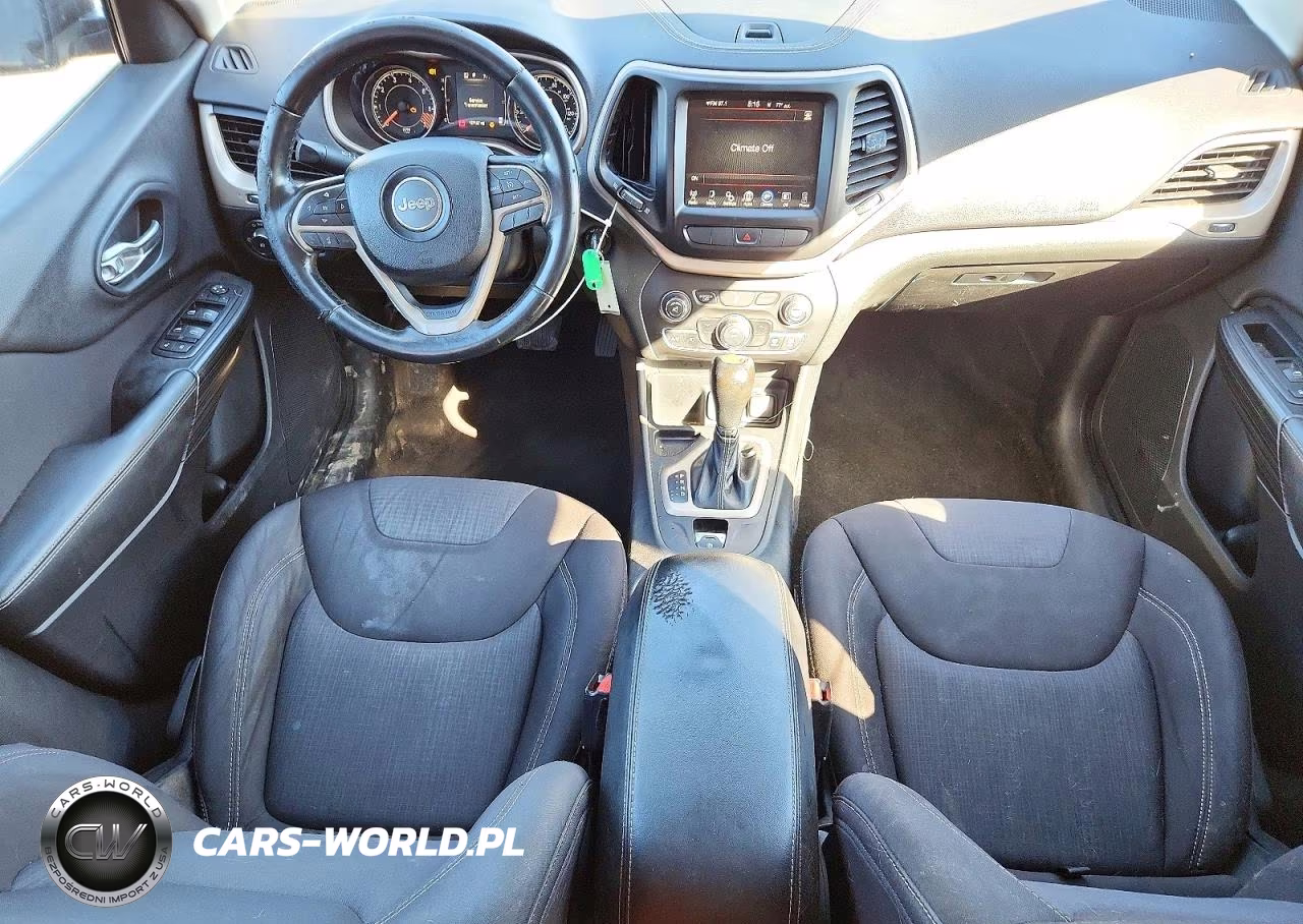 2015 Jeep Cherokee Latitude VIN:1C4PJLCB3FW507846 - 8