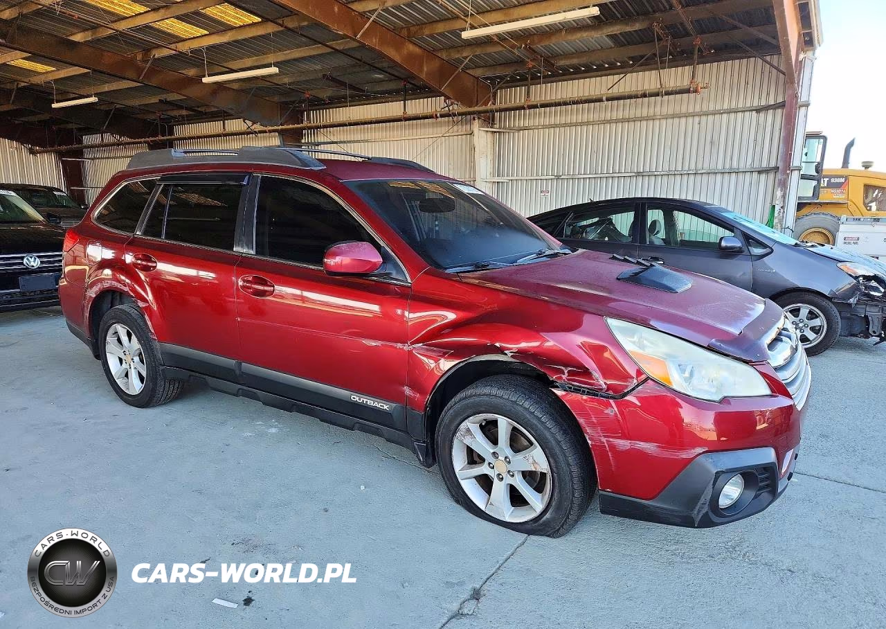 2013 Subaru Outback 2.5I Premium VIN:4S4BRBCC9D3274698 - 4