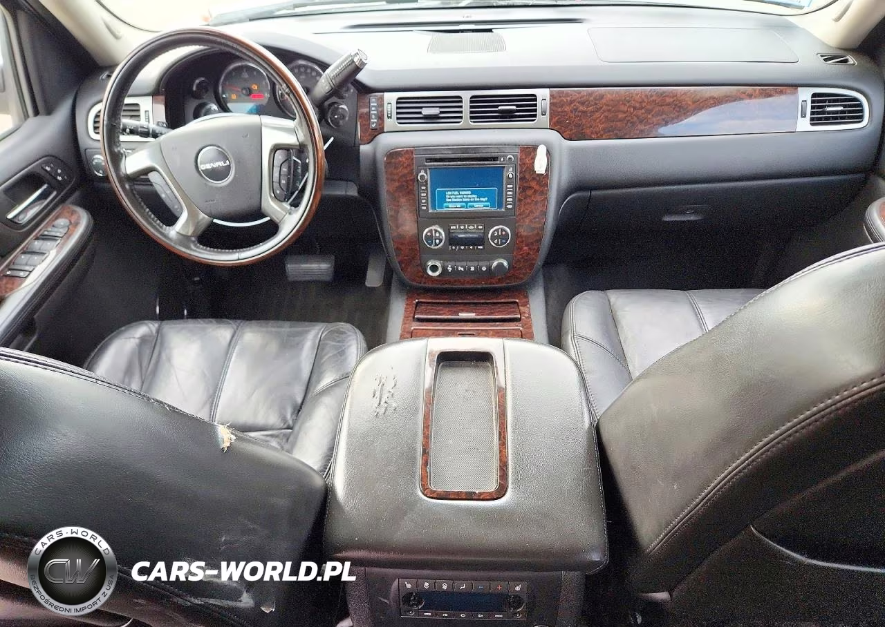 2007 GMC Yukon Denali VIN:1GKFK63847J369364 - 8