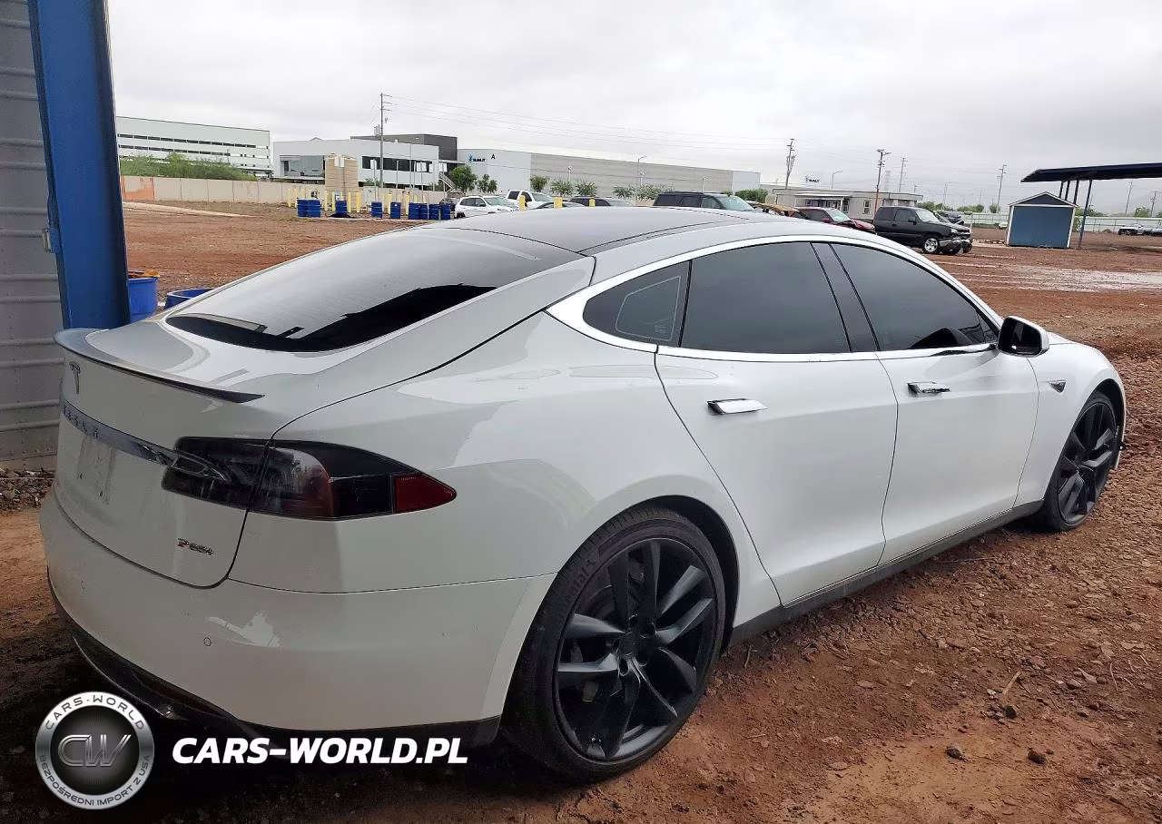 2013 Tesla Model S VIN:5YJSA1DP3DFP22430 - 3
