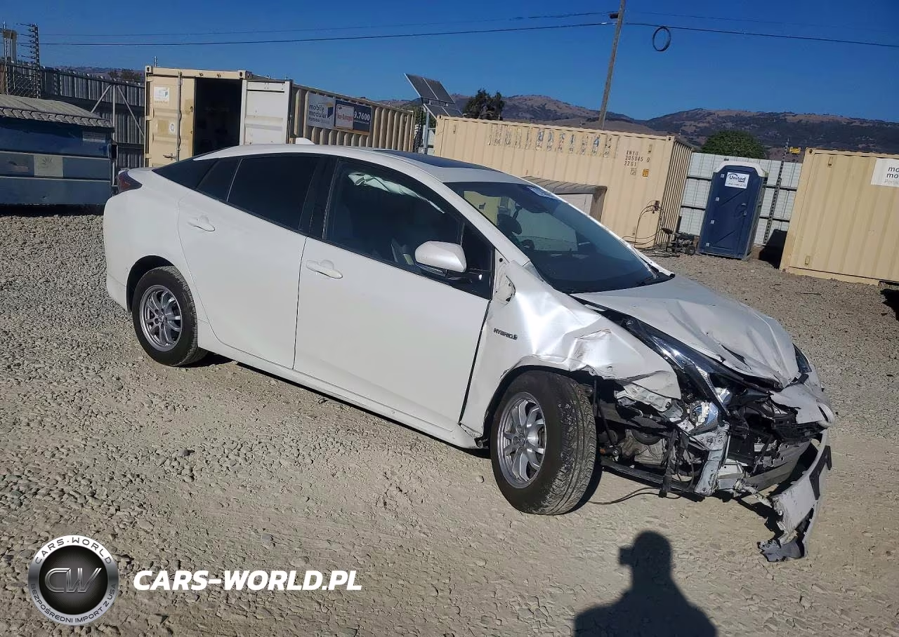 2016 Toyota Prius Four VIN:JTDKARFU7G3017892 - 4