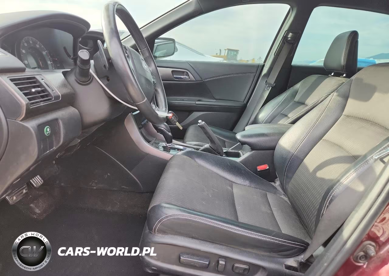 2016 Honda Accord Sport VIN:1HGCR2F5XGA192227 - 7