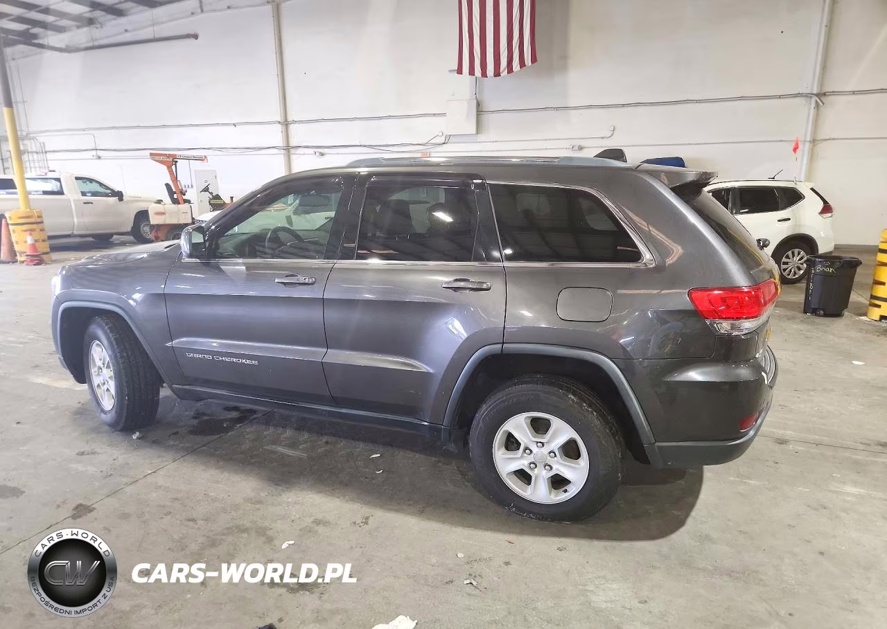 2016 Jeep Grand Cherokee Laredo VIN:1C4RJFAG0GC435774 - 2