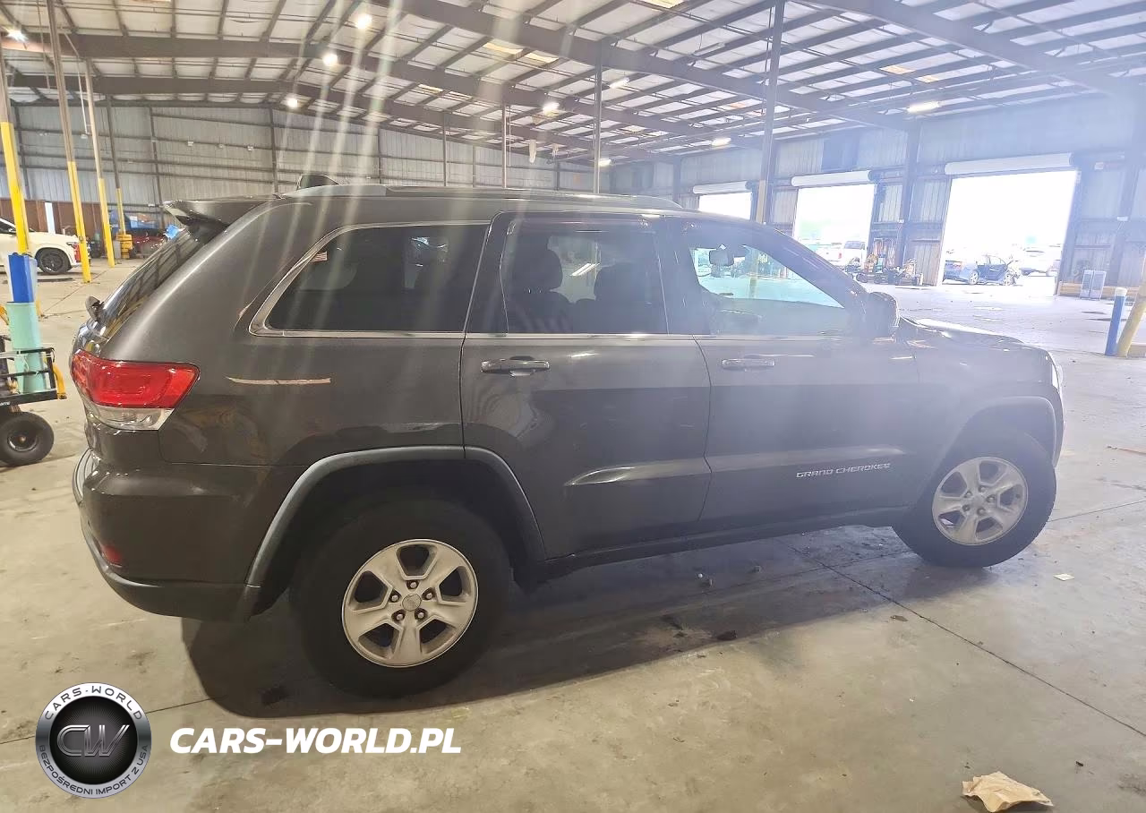 2016 Jeep Grand Cherokee Laredo VIN:1C4RJFAG0GC435774 - 3
