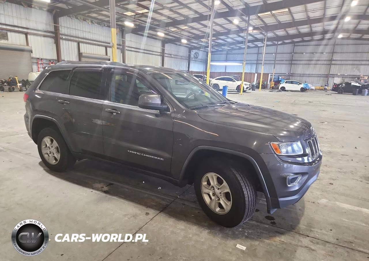 2016 Jeep Grand Cherokee Laredo VIN:1C4RJFAG0GC435774 - 4