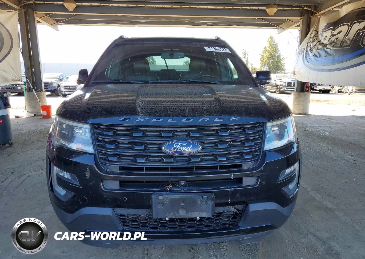 2017 Ford Explorer Sport VIN:1FM5K8GT2HGD42742 - 5